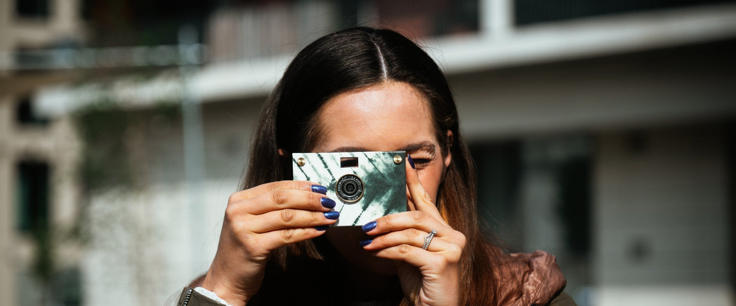 Paper Shoot vs TimeLens: Which Screenless Digital Camera Should You Choose?